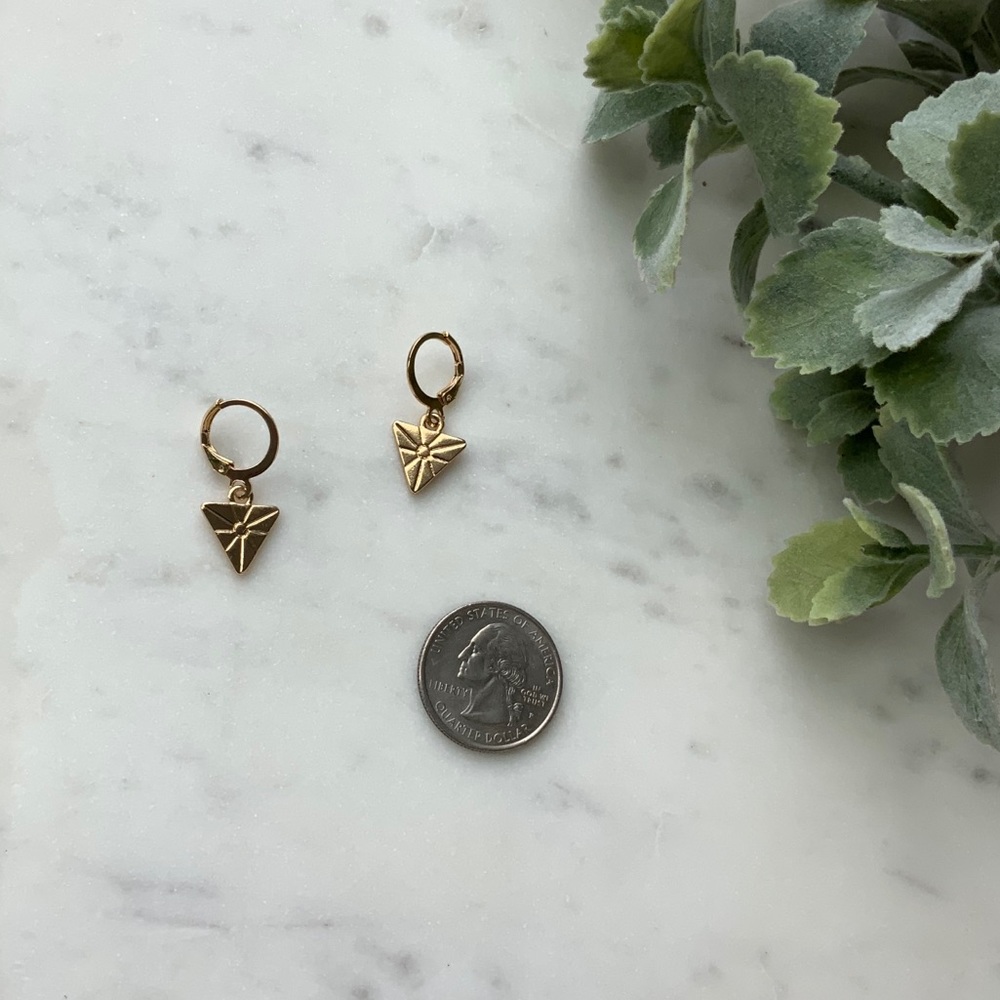 The Billye - Mini Hoop Geometric Triangle Earring - Picture 4 of 5